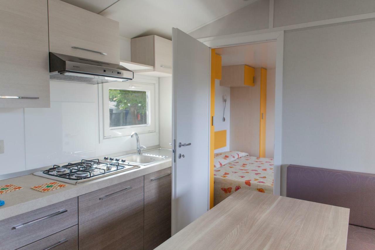 Camping Delfino Albenga Eksteriør billede